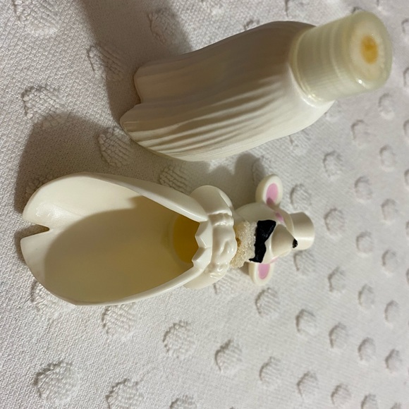 Vintage  Avon Church Mouse Groom bottle- Delicate daisies cologne .75 oz - Picture 3 of 9